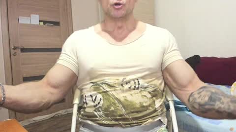 Laz online show from February 2025 10:35:02 AM