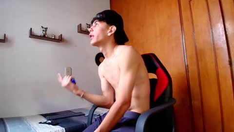 carloz_perez online show from September 2025 01:57:02 PM
