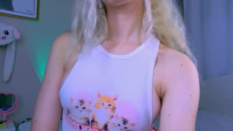 carmen__crybaby online show from September 2025 05:47:02 PM