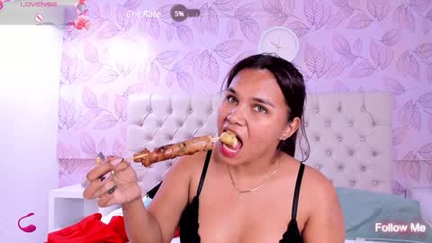 Snapshot of carolina_evanss chatting on February 2025 07:02:02 AM carolina evanss online show from February 2025 07:02:02 AM