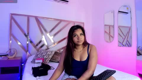Snapshot of carolina_evanss chatting on March 2025 04:19:01 AM carolina evanss online show from March 2025 04:19:01 AM