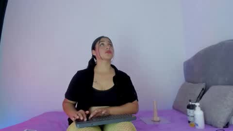 Catalina bustos online show from September 2025 04:05:01 AM