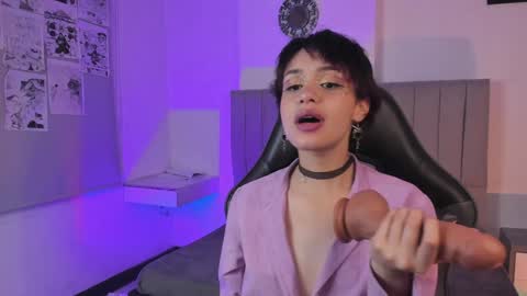 Cat  online show from January 2025 12:27:01 AM