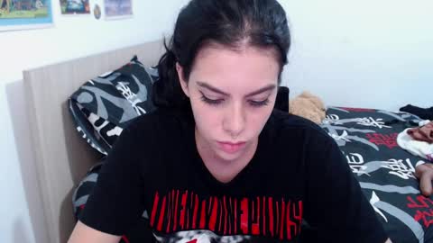 Snapshot of cazadora80s chatting on February 2025 07:47:02 AM cazadora80s online show from February 2025 07:47:02 AM