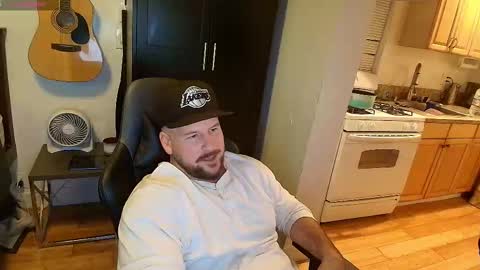 Chance Cruise online show from November 2025 01:00:01 AM