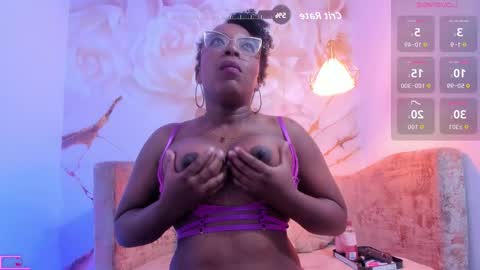 Snapshot of channelcroix chatting on November 2025 10:23:01 PM channelcroix online show from November 2025 10:23:01 PM