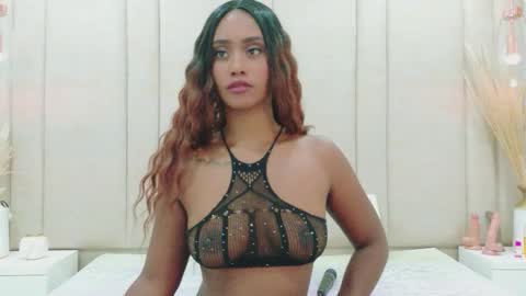 Snapshot of chantalblair chatting on December 2025 09:02:01 PM Chantal Blair online show from December 2025 09:02:01 PM