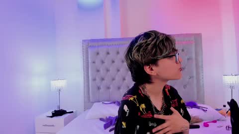 Snapshot of charlietaylorr__ chatting on January 2025 11:38:02 AM Charlie online show from January 2025 11:38:02 AM