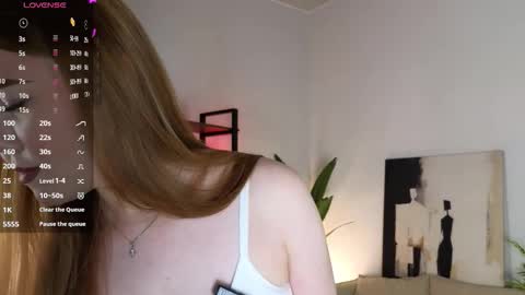 Lina online show from September 2025 04:12:01 AM