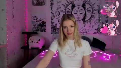 cherry_yamm online show from September 2025 09:01:02 AM