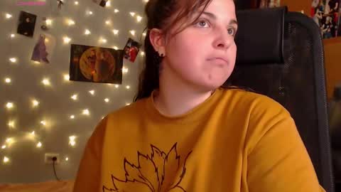 Saya online show from September 2025 09:42:01 PM