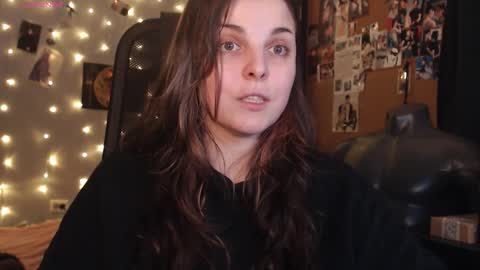 Saya online show from October 2025 10:08:02 PM