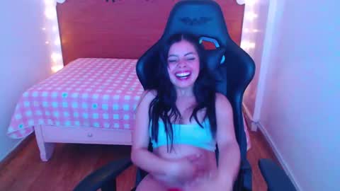 Kelly online show from December 2024 10:20:01 PM