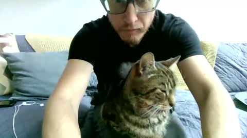 Snapshot of chivakneeval chatting on November 2025 07:35:02 PM chivakneeval online show from November 2025 07:35:02 PM