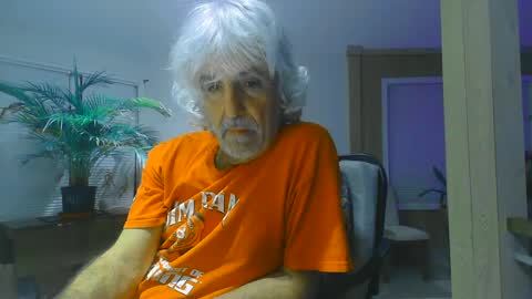 chuck354139 online show from December 2024 07:10:01 AM