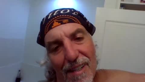 chuck354139 online show from September 2025 06:46:01 PM