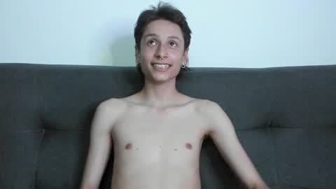 Snapshot of cirosky_elchicopolla chatting on December 2025 05:28:01 AM cirosky_elchicopolla online show from December 2025 05:28:01 AM