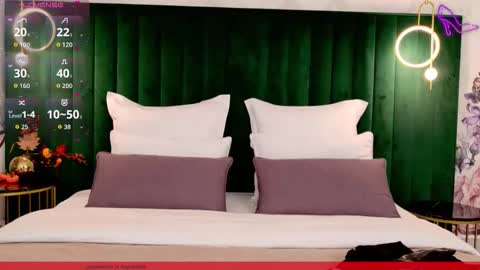 Snapshot of clairemathis chatting on November 2025 02:48:02 PM Claire online show from November 2025 02:48:02 PM