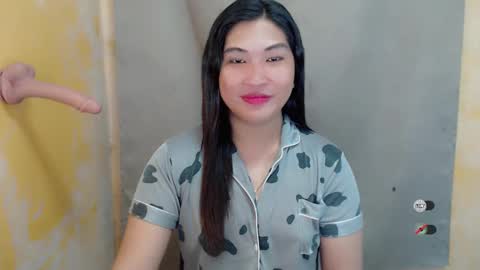 CLAIRE online show from December 2024 07:00:01 PM
