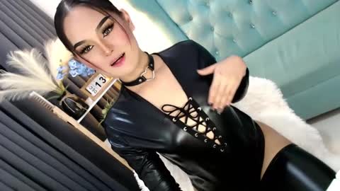 Cleo online show from December 2024 09:15:01 PM