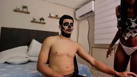 Cloe x Harry online show from November 2025 12:12:01 AM