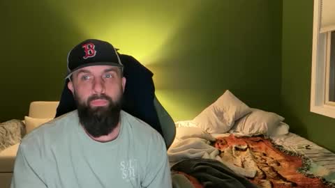 Snapshot of concentralized chatting on December 2025 06:08:02 AM Matt online show from December 2025 06:08:02 AM