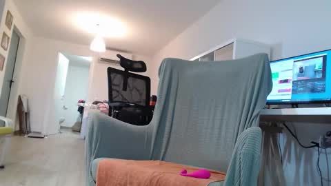 Snapshot of coolnerdguy79 chatting on September 2025 06:45:02 AM coolnerdguy79 online show from September 2025 06:45:02 AM