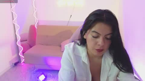 Carolina  online show from March 2025 06:26:02 AM