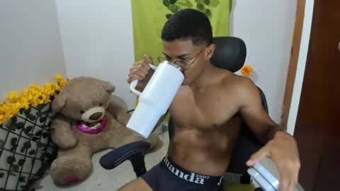 Ethan  online show from December 2024 12:19:01 AM
