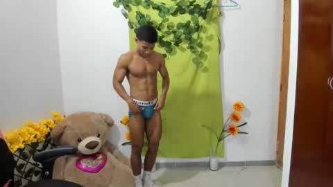 Ethan  online show from December 2024 11:49:01 PM