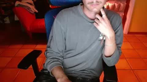 Snapshot of couldbesleeping chatting on November 2025 02:44:01 AM couldbe online show from November 2025 02:44:01 AM