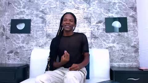 Snapshot of criisbrown_ chatting on November 2025 11:10:02 AM CriisBrown online show from November 2025 11:10:02 AM