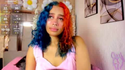 Snapshot of cristall_ravven chatting on October 2025 02:52:01 PM online show from October 2025 02:52:01 PM