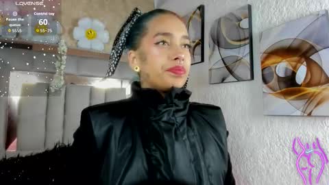 Snapshot of cristall_ravven chatting on November 2025 01:54:02 PM online show from November 2025 01:54:02 PM