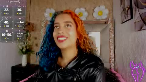 Snapshot of cristall_ravven chatting on November 2025 03:44:01 PM online show from November 2025 03:44:01 PM