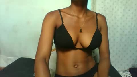 crush069 online show from November 2025 10:59:02 AM