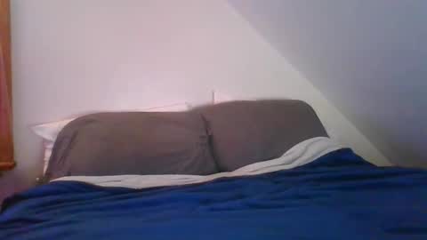 Snapshot of crush380 chatting on December 2025 12:06:01 AM Crush380 online show from December 2025 12:06:01 AM