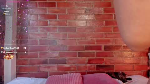 Snapshot of crystalvazquez chatting on December 2024 09:39:02 PM Soy Crystal online show from December 2024 09:39:02 PM