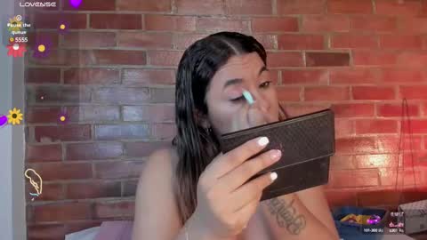 Snapshot of crystalvazquez chatting on March 2025 10:02:01 AM Soy Crystal online show from March 2025 10:02:01 AM