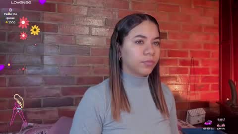 Snapshot of crystalvazquez chatting on March 2025 10:00:02 AM Soy Crystal online show from March 2025 10:00:02 AM