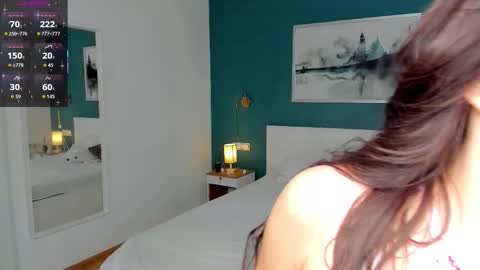 Silvia online show from November 2025 07:11:02 AM