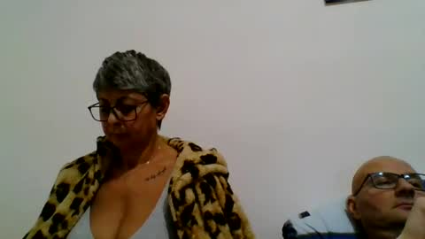 couple online show from December 2024 07:34:02 PM