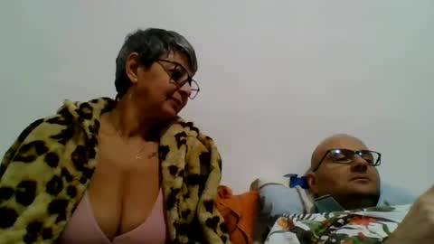 couple online show from December 2024 06:33:01 PM