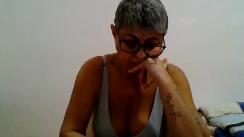 couple online show from December 2024 05:52:01 PM