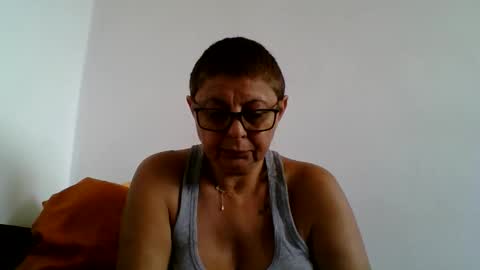 couple online show from September 2025 09:55:02 AM