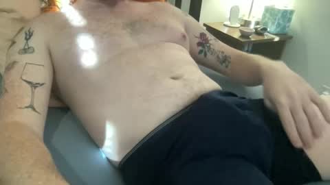 Snapshot of curiousmax18 chatting on November 2025 05:01:02 PM Maxx online show from November 2025 05:01:02 PM