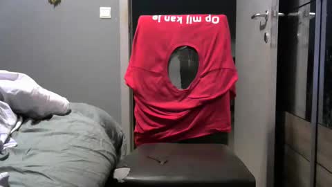 curlyfurly online show from December 2025 05:02:01 AM