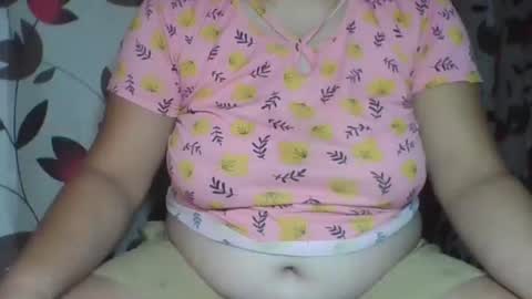 Snapshot of curvyladyxx289 chatting on October 2025 07:53:02 PM curvyladyxx289 online show from October 2025 07:53:02 PM