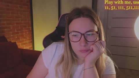 Everyday stream in the same time online show from December 2024 04:48:02 AM