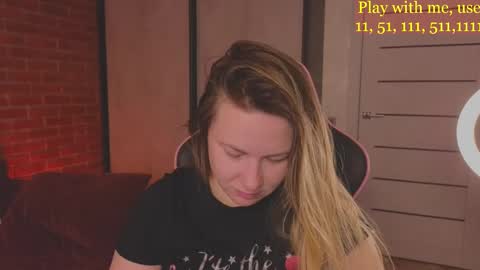 Everyday stream in the same time online show from February 2025 02:03:01 AM
